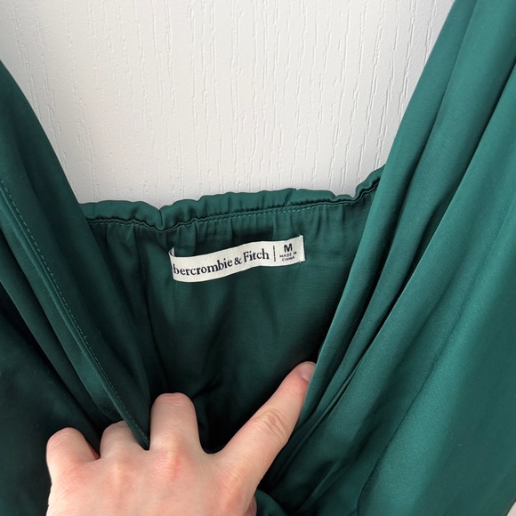 Elegant Abercrombie Green Sleeveless wedding guest Dress - Picture 4 of 7